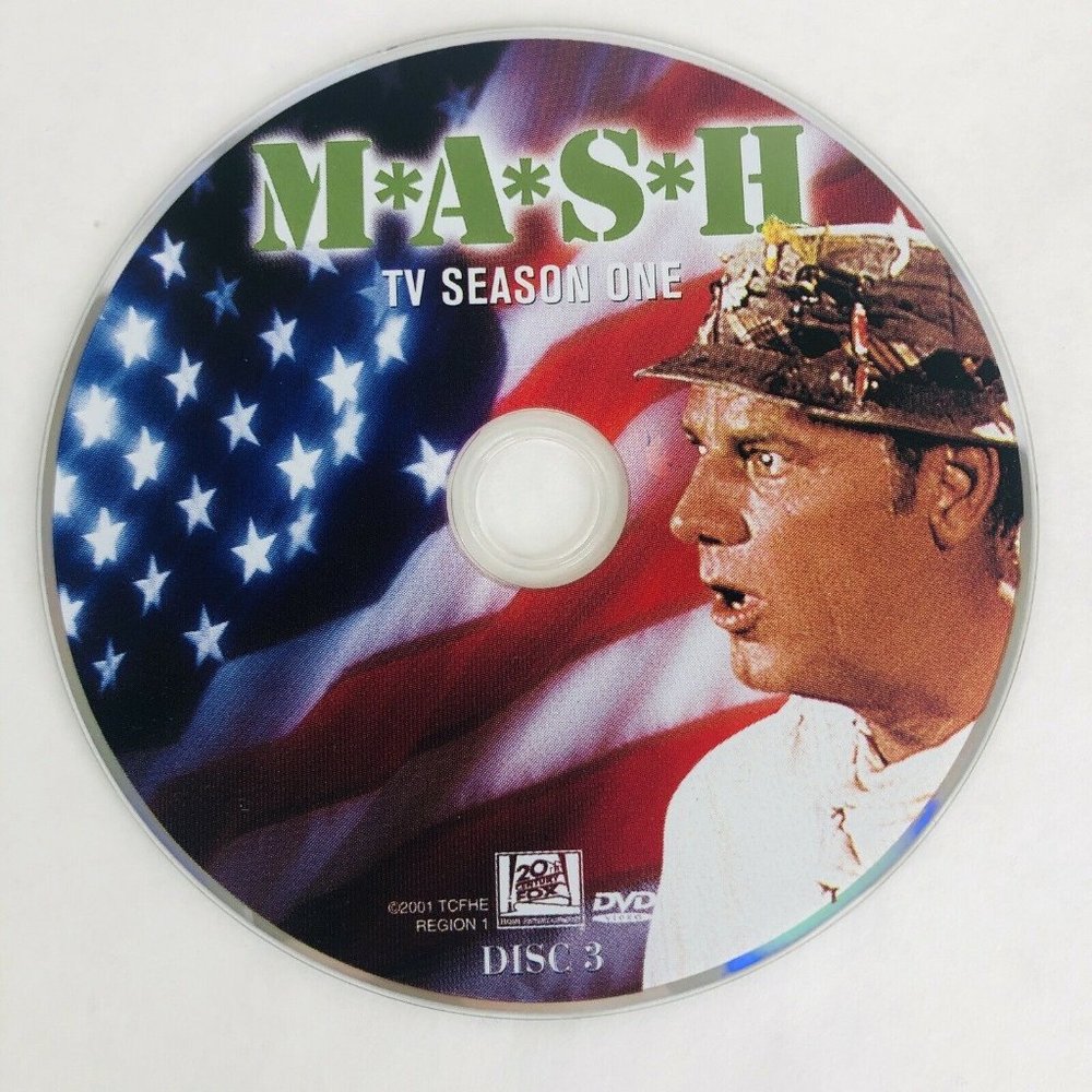MASH Season One‎ Collectors Edition DVD 3 Disc Set Alan Alda First 1 TV Series - Picture 6 of 9